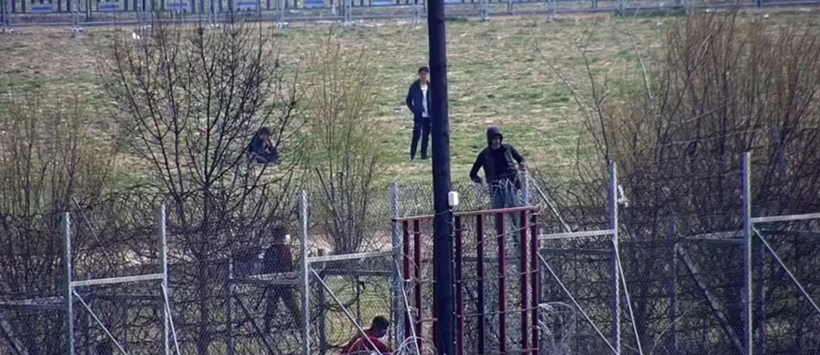 Σύλληψη Ιρανού αναρχικού που ζητούσε από τους μετανάστες του Έβρου να πάρουν τα όπλα
