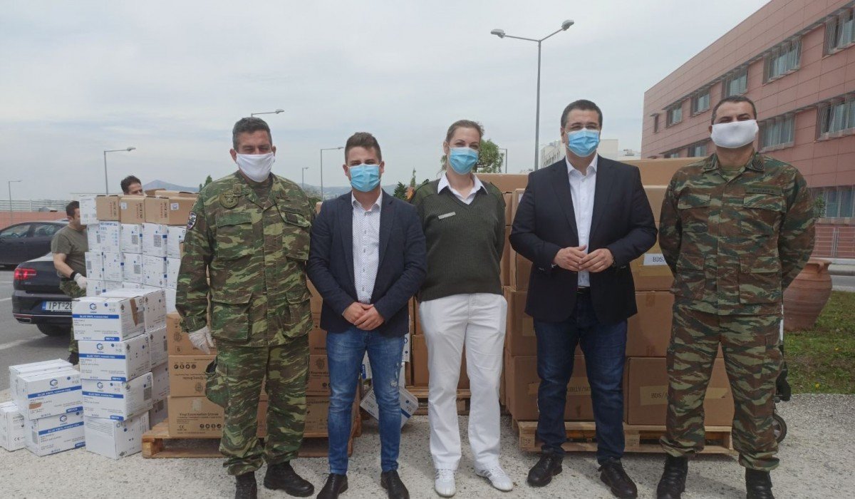 Δωρεά Υγειονομικού Υλικού απο Περιφ. Κεντρικής Μακεδονίας προς το 424 ΓΣΝΕ (ΦΩΤΟ)
