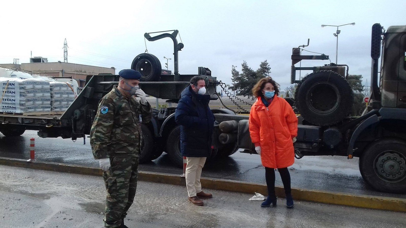 Έβρος: 25 τόνοι τσιμέντου στα στρατόπεδα με πρωτοβουλία Πατουλίδου