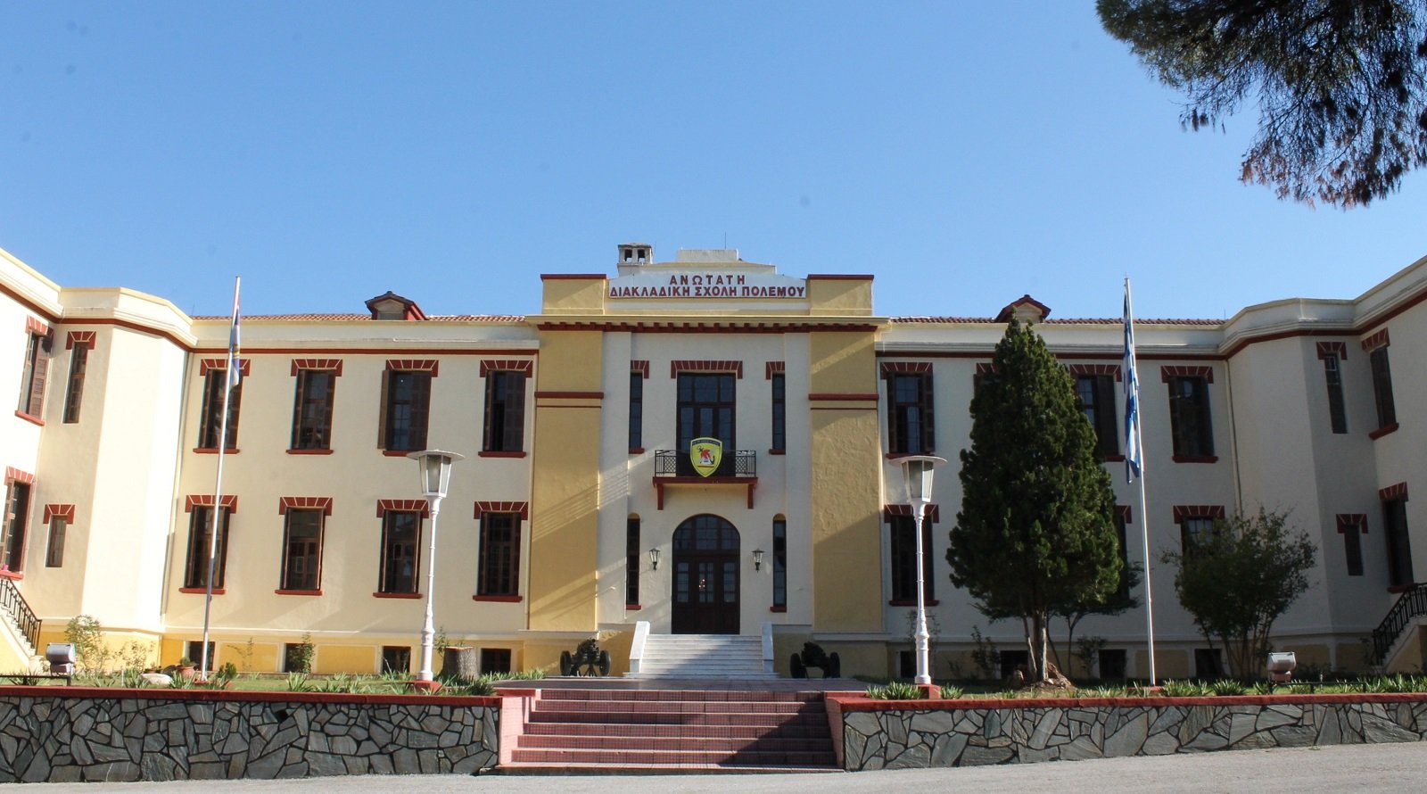 Υποχρεωτικά Σχολεία Μονίμων Αξιωματικών ΕΔ-Δείτε το ΦΕΚ
