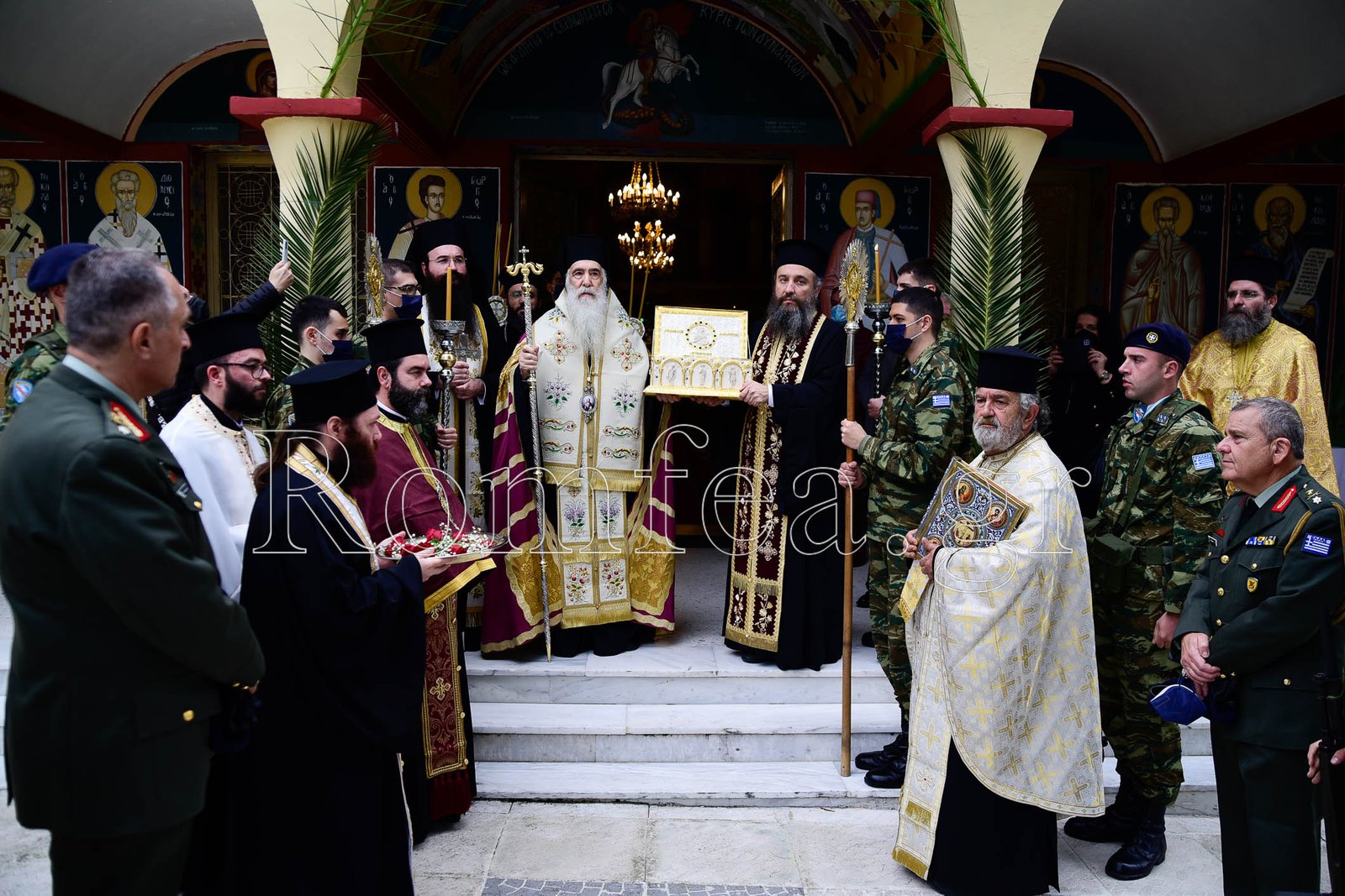 Τα Λείψανα του Αγίου Γεωργίου στη Σχολή Διαβιβάσεων Χαϊδαρίου (ΦΩΤΟ)
