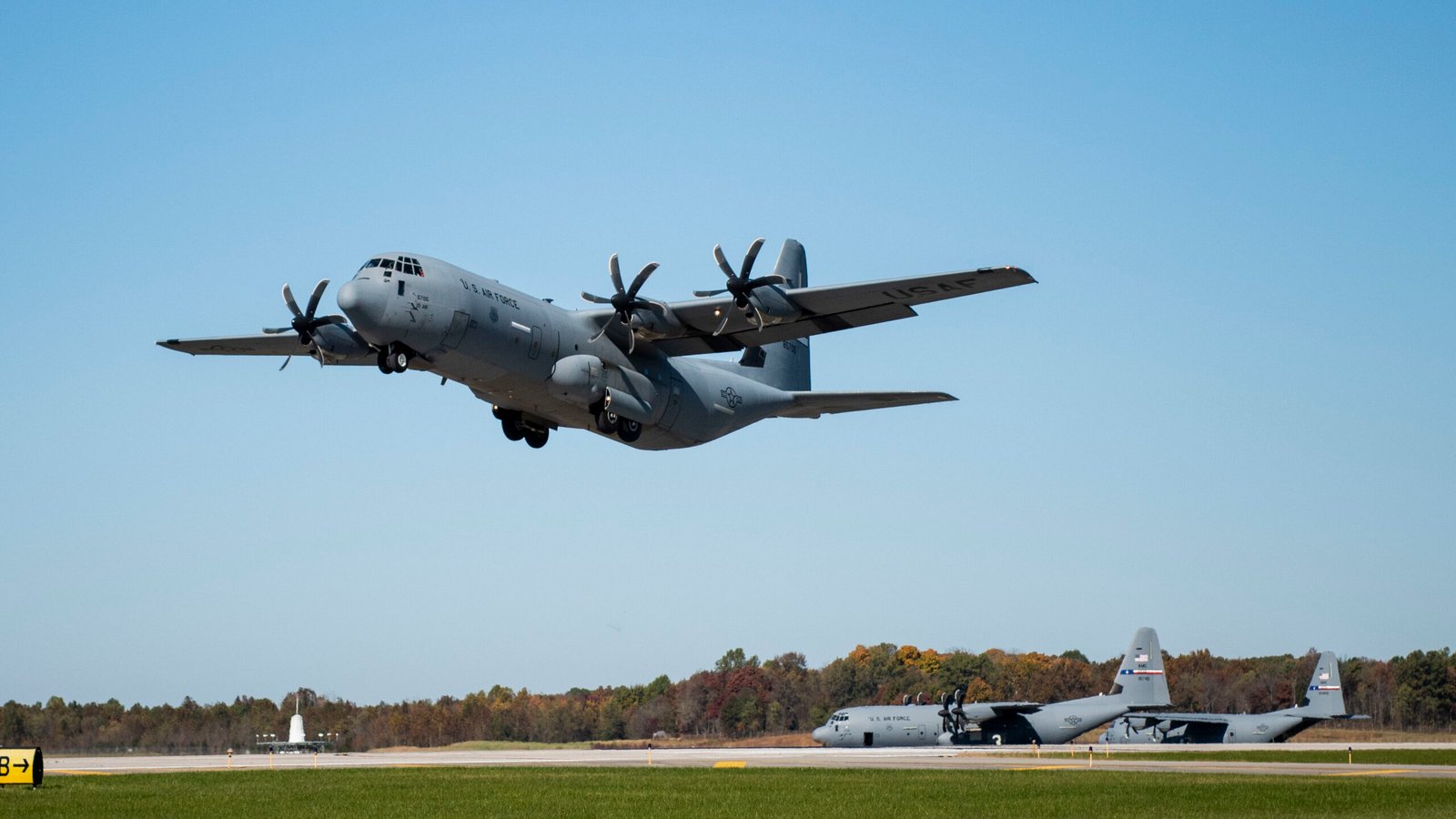 Αμερικανοί στην Αθήνα για τα C-130J – Τα νέα δεδομένα για την αγορά μεταφορικών αεροπλάνων