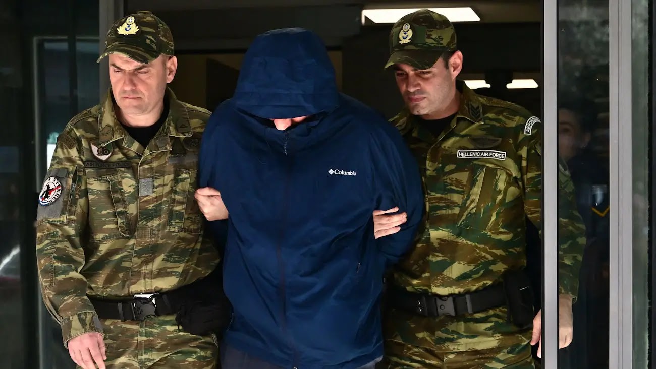 Προθεσμία για την ερχόμενη Τρίτη πήρε ο 54χρονος Σμήναρχος–Αντιμετωπίζει και αφαίρεση Ελληνικής Ιθαγένειας