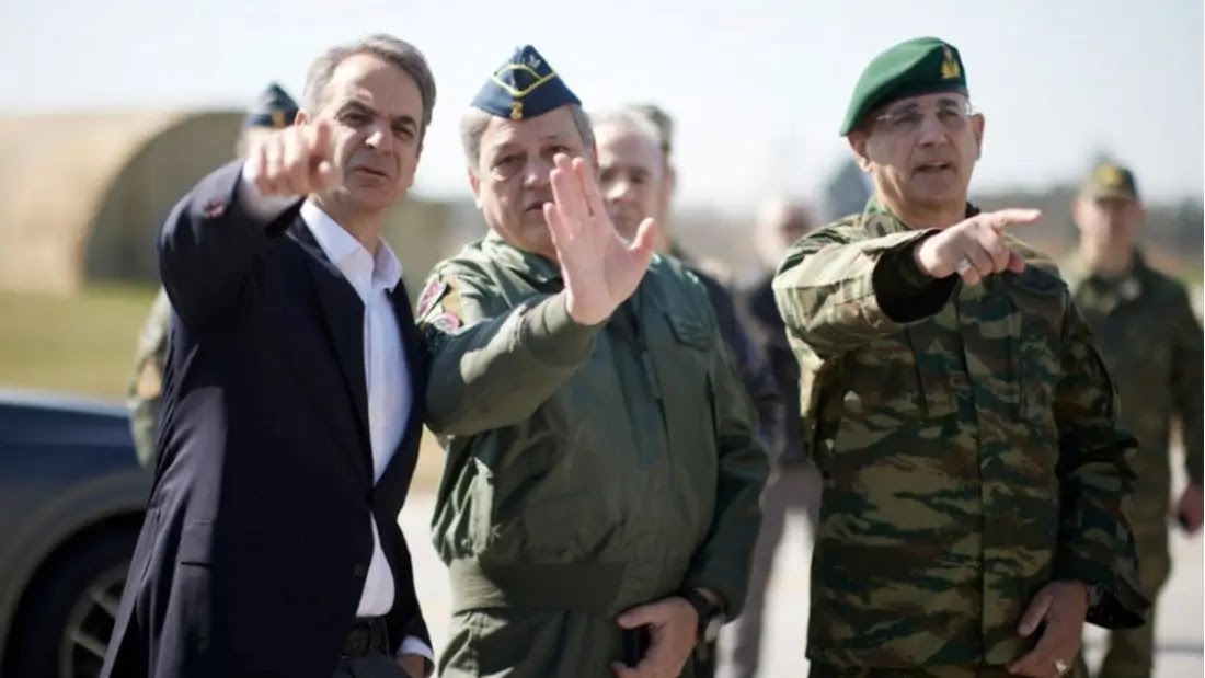 Μητσοτάκης: «Οι Έλληνες μπορούν να εμπιστευθούν τις ΕΔ στους ταραγμένους καιρούς» (ΒΙΝΤΕΟ)