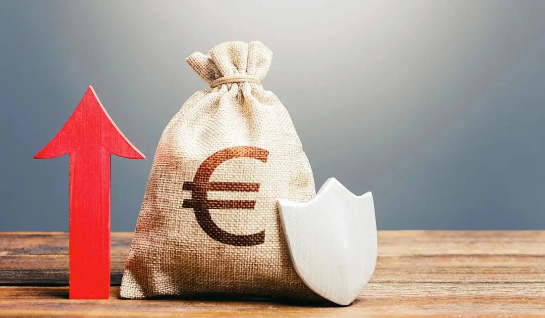 Ο «οδικός χάρτης» των νέων οικονομικών ενισχύσεων για 5 εκατ. πολίτες (και στελέχη ΕΔ-ΣΑ): Τι και πότε θα το πάρετε