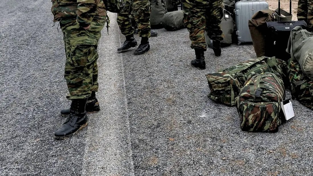 Παράπονα Στρατιωτικών για μη χορήγηση Άδειας ΠΑΣΧΑ από κάποιες Δκσεις τις προβλεπόμενες ημερομηνίες
