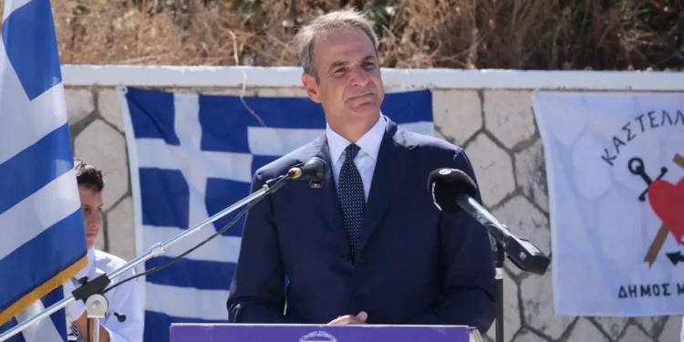 Μητσοτάκης από Καστελόριζο: Ενίσχυση 5.000€ ετησίως σε προσωπικό ΕΔ-ΣΑ που υπηρετεί στο νησί (ΒΙΝΤΕΟ)